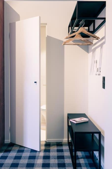 Excellent For Two In Apartment *